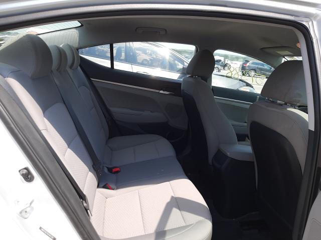 Photo 5 VIN: 5NPD74LF1KH467261 - HYUNDAI ELANTRA SE 