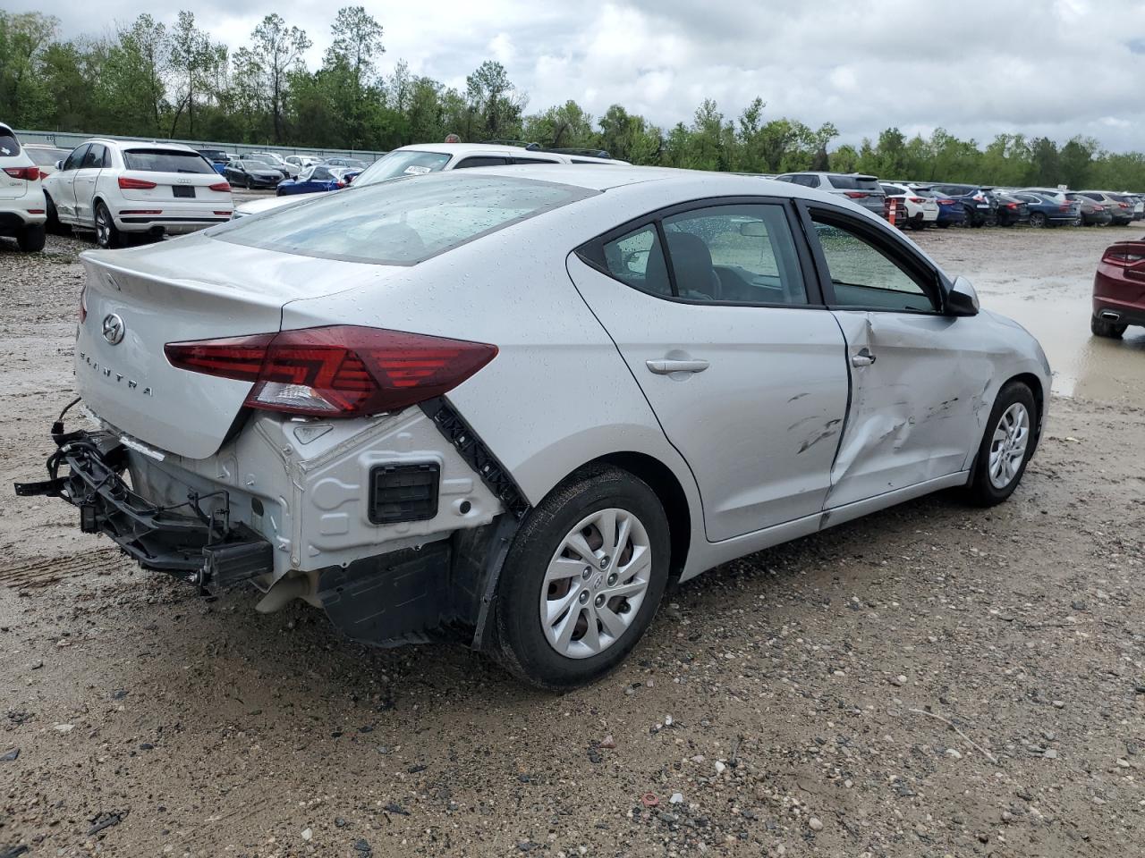 Photo 2 VIN: 5NPD74LF1KH480253 - HYUNDAI ELANTRA 