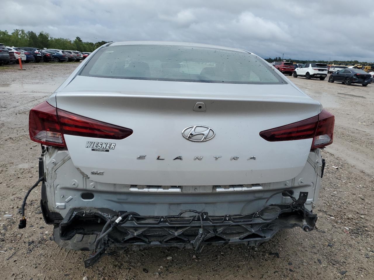 Photo 5 VIN: 5NPD74LF1KH480253 - HYUNDAI ELANTRA 