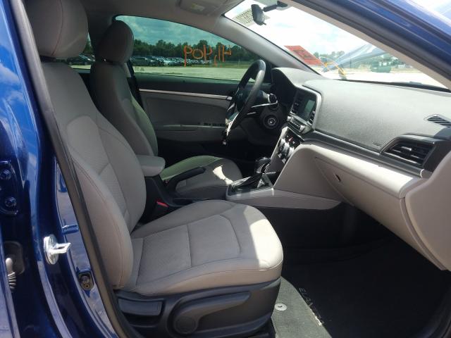 Photo 4 VIN: 5NPD74LF1KH481628 - HYUNDAI ELANTRA SE 