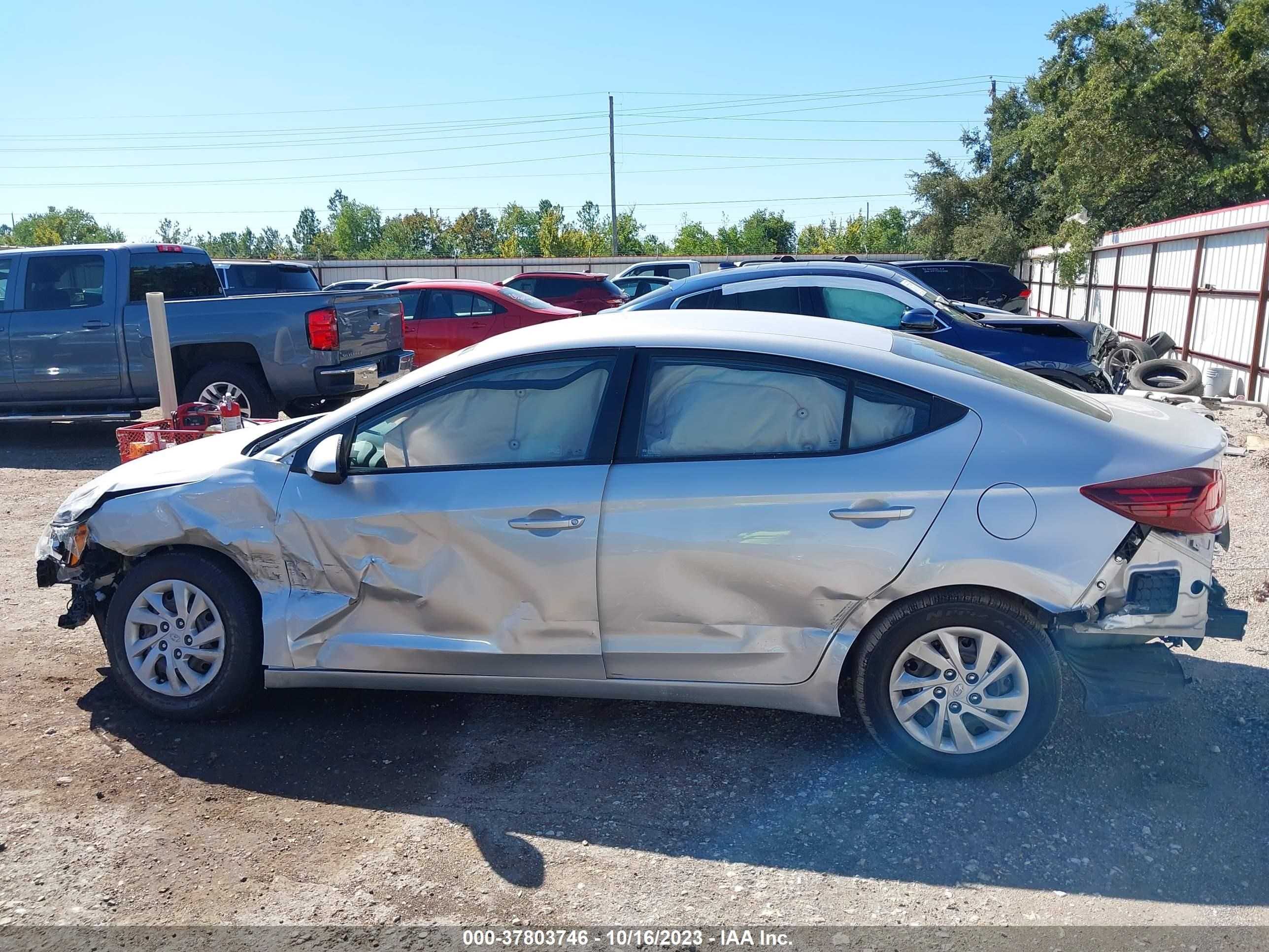 Photo 14 VIN: 5NPD74LF1KH486909 - HYUNDAI ELANTRA 