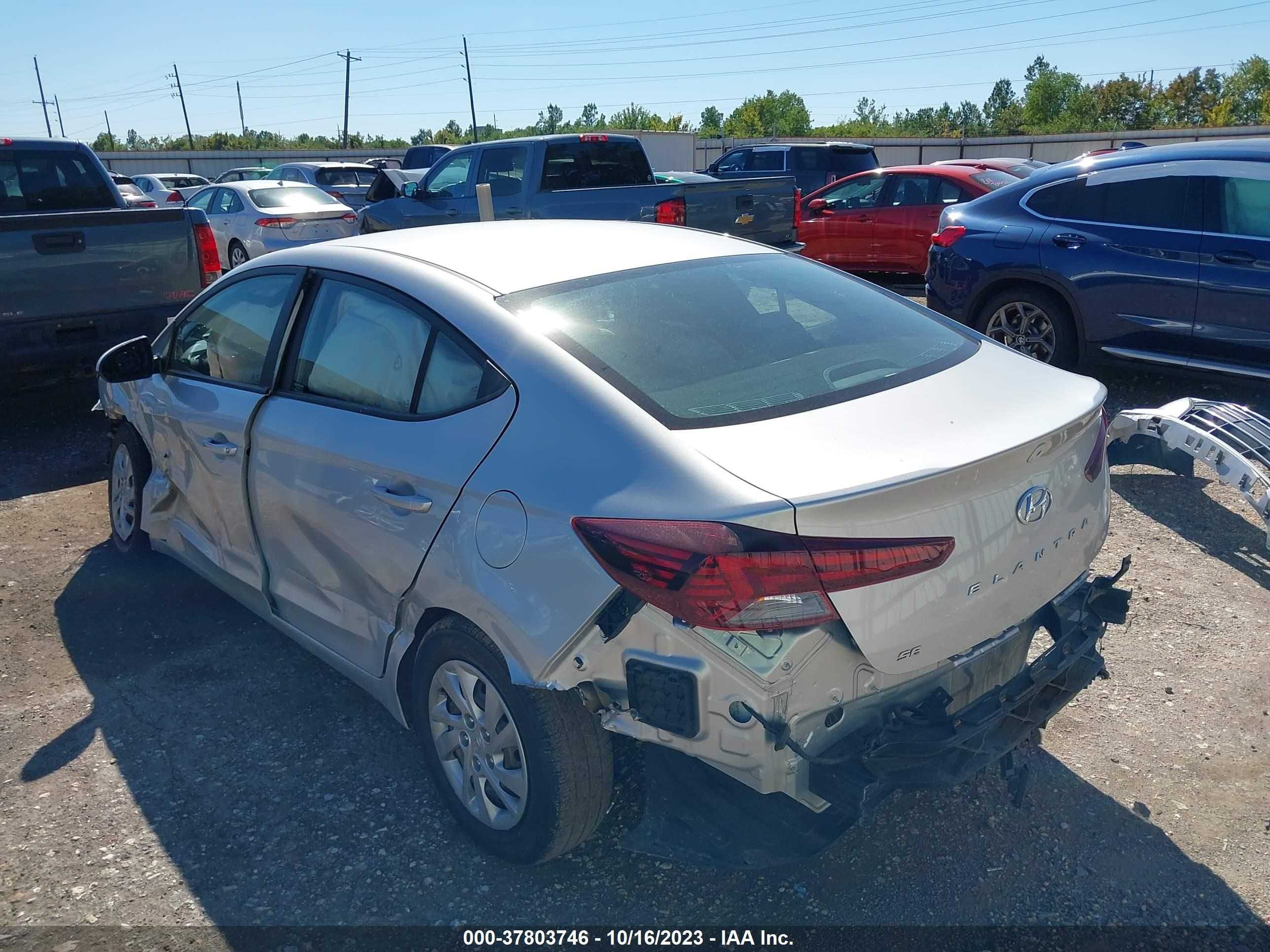 Photo 2 VIN: 5NPD74LF1KH486909 - HYUNDAI ELANTRA 