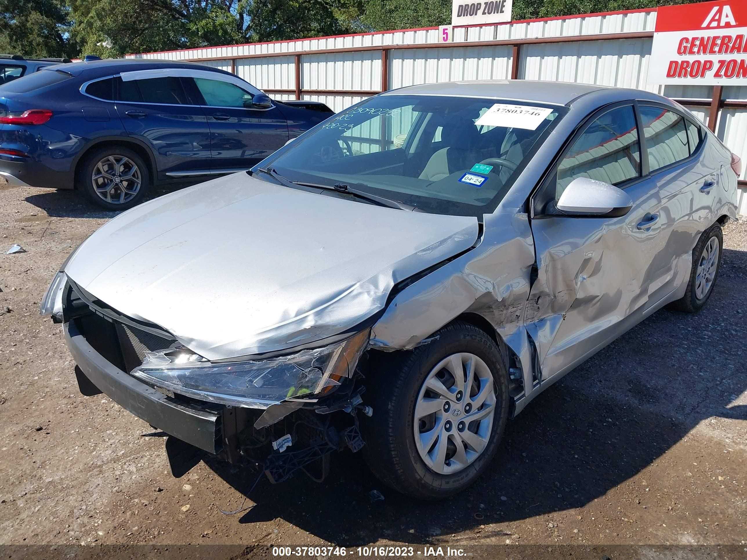 Photo 5 VIN: 5NPD74LF1KH486909 - HYUNDAI ELANTRA 