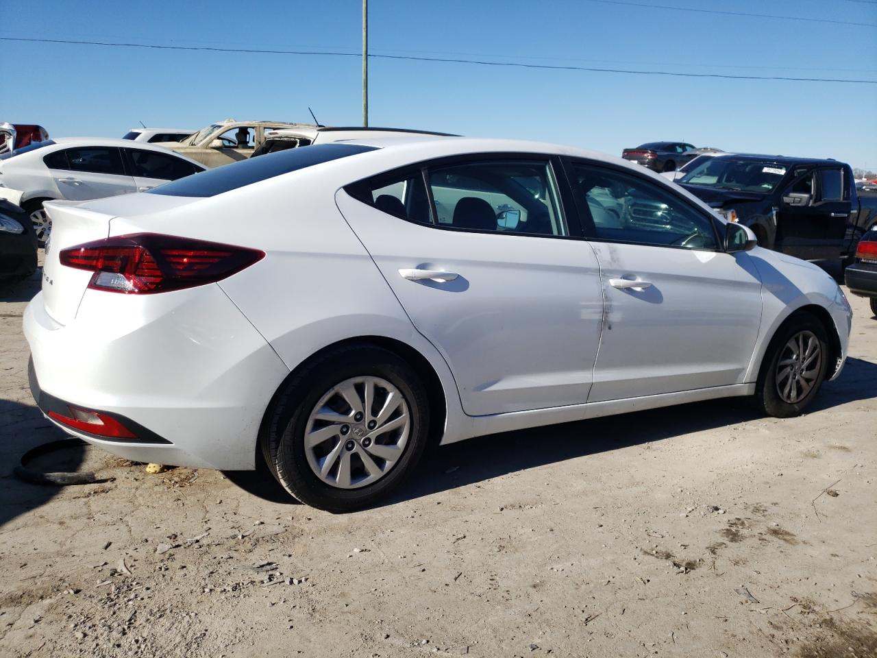 Photo 2 VIN: 5NPD74LF1LH503810 - HYUNDAI ELANTRA 