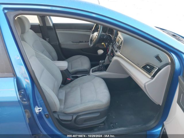 Photo 4 VIN: 5NPD74LF2HH078489 - HYUNDAI ELANTRA 