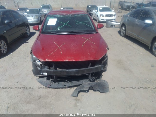 Photo 5 VIN: 5NPD74LF2HH078928 - HYUNDAI ELANTRA 