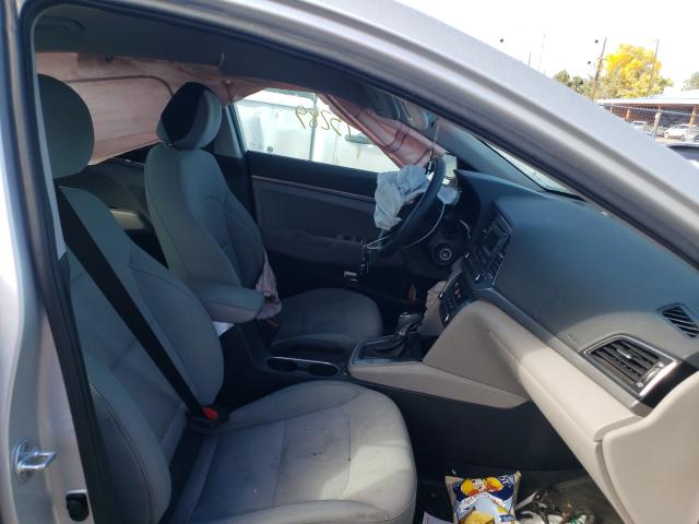 Photo 4 VIN: 5NPD74LF2HH086849 - HYUNDAI ELANTRA SE 