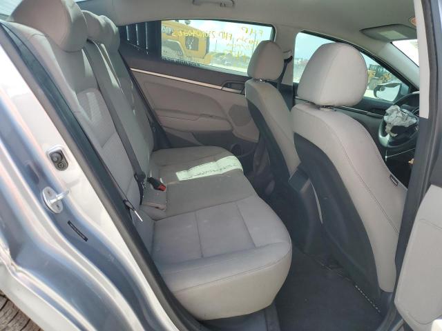 Photo 9 VIN: 5NPD74LF2HH102399 - HYUNDAI ELANTRA 