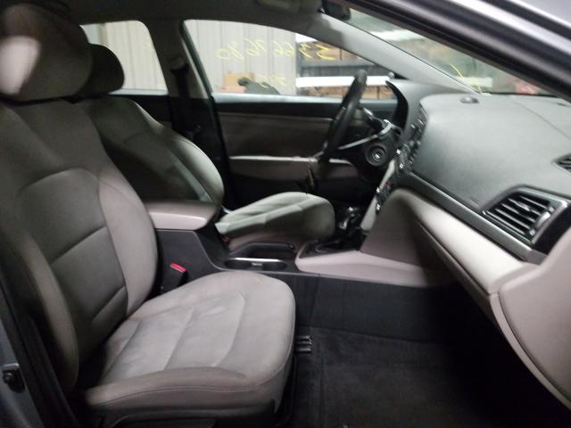 Photo 4 VIN: 5NPD74LF2HH111359 - HYUNDAI ELANTRA 