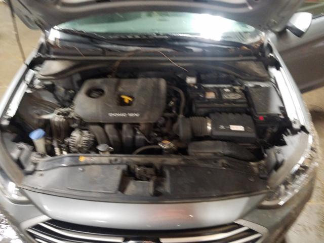 Photo 6 VIN: 5NPD74LF2HH111359 - HYUNDAI ELANTRA 