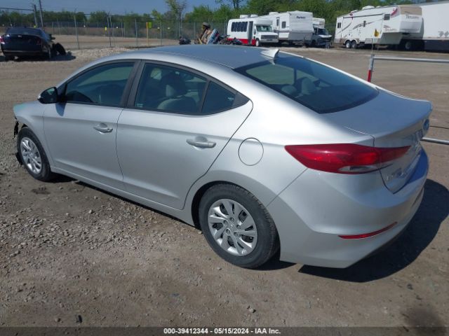 Photo 2 VIN: 5NPD74LF2HH113239 - HYUNDAI ELANTRA 