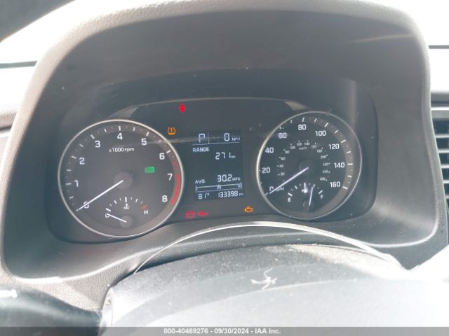 Photo 6 VIN: 5NPD74LF2HH125813 - HYUNDAI ELANTRA 