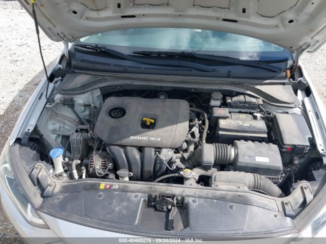 Photo 9 VIN: 5NPD74LF2HH125813 - HYUNDAI ELANTRA 