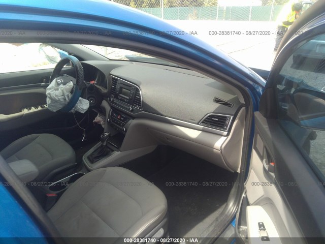 Photo 4 VIN: 5NPD74LF2HH126122 - HYUNDAI ELANTRA 