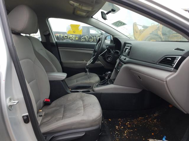 Photo 4 VIN: 5NPD74LF2HH131692 - HYUNDAI ELANTRA SE 