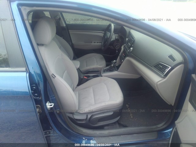 Photo 4 VIN: 5NPD74LF2HH144278 - HYUNDAI ELANTRA 