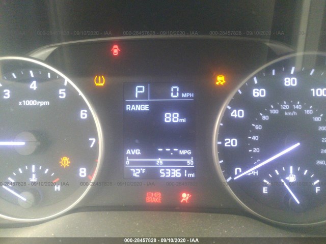 Photo 6 VIN: 5NPD74LF2HH153577 - HYUNDAI ELANTRA 