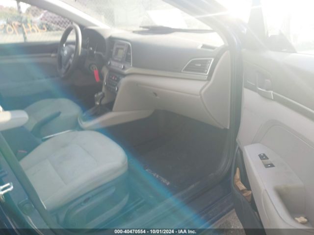 Photo 4 VIN: 5NPD74LF2HH162201 - HYUNDAI ELANTRA 