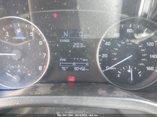 Photo 6 VIN: 5NPD74LF2HH208156 - HYUNDAI ELANTRA 