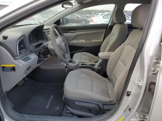 Photo 6 VIN: 5NPD74LF2JH221060 - HYUNDAI ELANTRA 