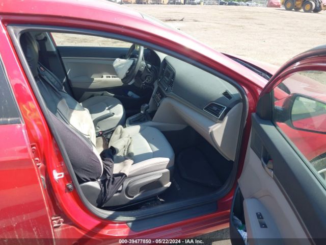 Photo 4 VIN: 5NPD74LF2JH275524 - HYUNDAI ELANTRA 