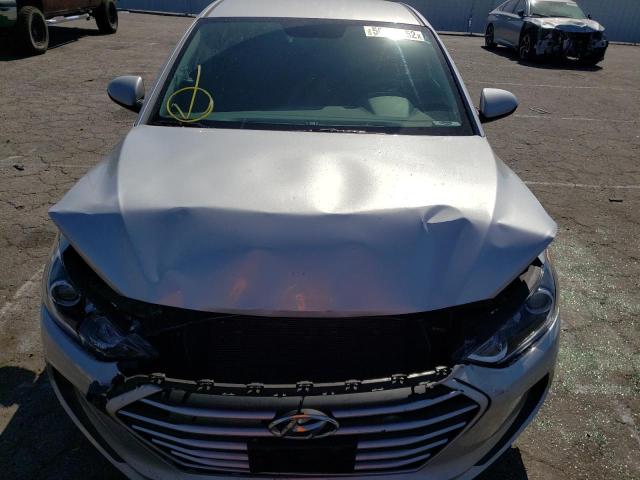 Photo 8 VIN: 5NPD74LF2JH331784 - HYUNDAI ELANTRA SE 