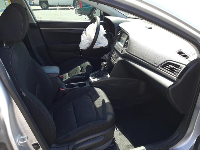 Photo 4 VIN: 5NPD74LF2JH389801 - HYUNDAI ELANTRA SE 