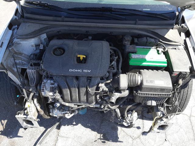 Photo 6 VIN: 5NPD74LF2JH389801 - HYUNDAI ELANTRA SE 