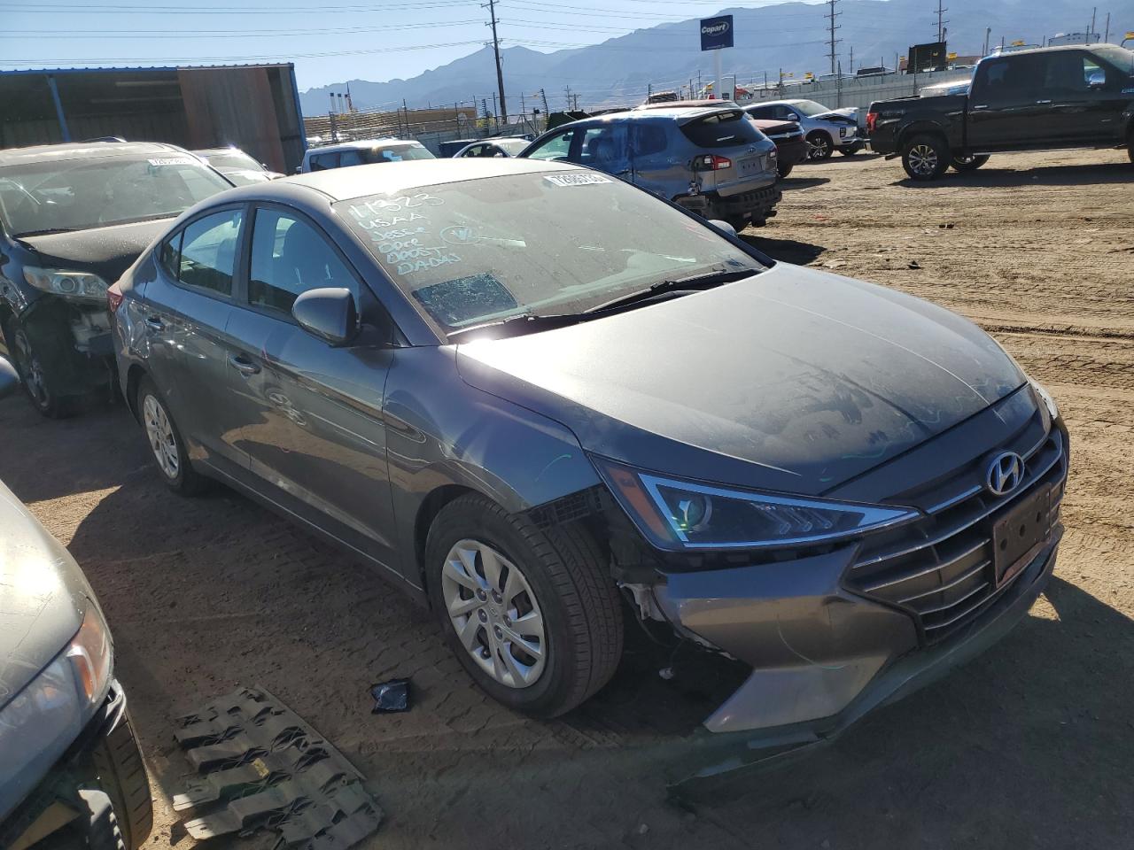 Photo 3 VIN: 5NPD74LF2KH405397 - HYUNDAI ELANTRA 