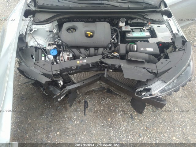 Photo 9 VIN: 5NPD74LF2KH405822 - HYUNDAI ELANTRA 