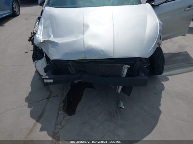 Photo 5 VIN: 5NPD74LF2KH434169 - HYUNDAI ELANTRA 