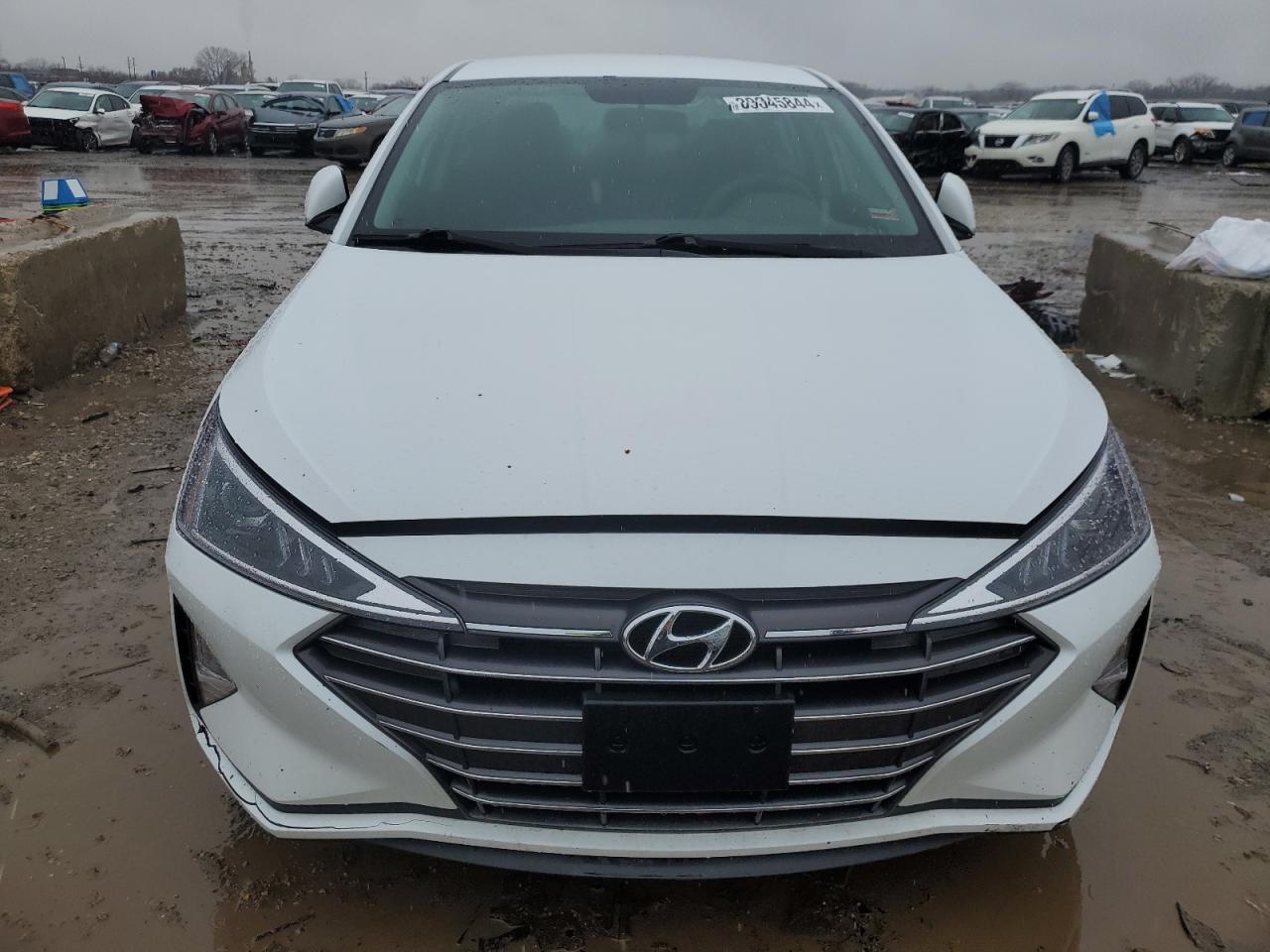 Photo 4 VIN: 5NPD74LF2KH440165 - HYUNDAI ELANTRA 