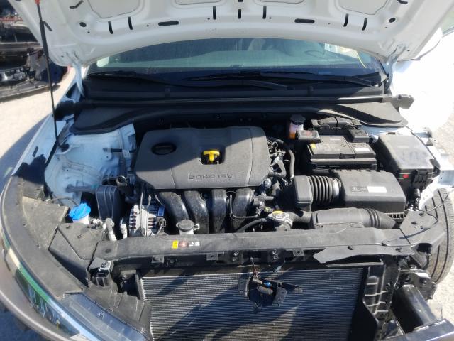 Photo 6 VIN: 5NPD74LF2KH448105 - HYUNDAI ELANTRA SE 