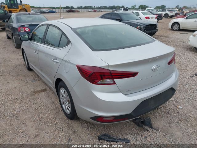 Photo 2 VIN: 5NPD74LF2KH458875 - HYUNDAI ELANTRA 