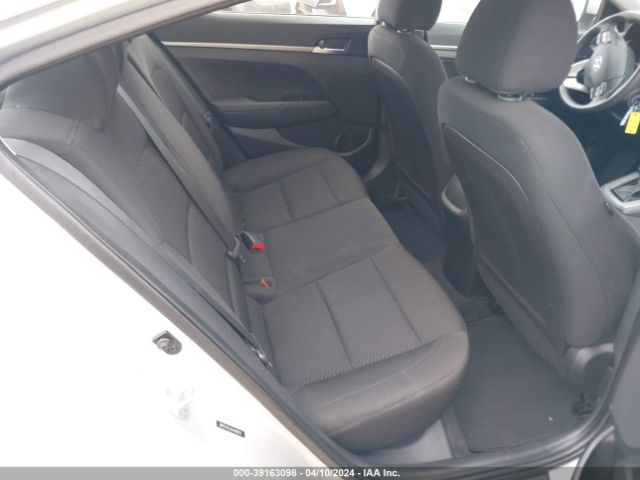 Photo 7 VIN: 5NPD74LF2KH458875 - HYUNDAI ELANTRA 