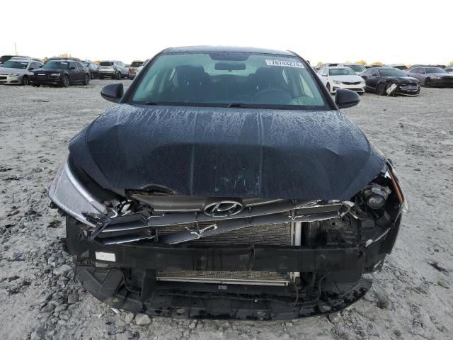 Photo 4 VIN: 5NPD74LF2KH472694 - HYUNDAI ELANTRA SE 