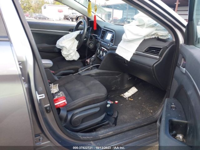 Photo 4 VIN: 5NPD74LF2KH473439 - HYUNDAI ELANTRA 