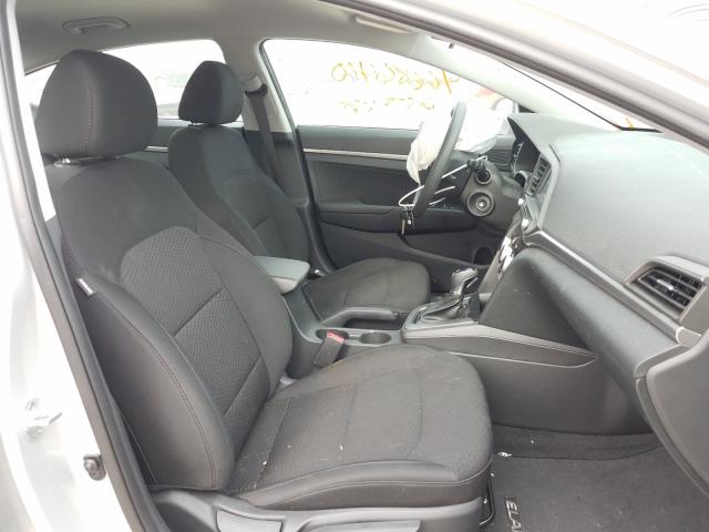 Photo 4 VIN: 5NPD74LF2KH476146 - HYUNDAI ELANTRA SE 