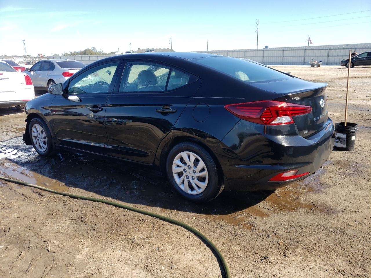 Photo 1 VIN: 5NPD74LF2KH491083 - HYUNDAI ELANTRA 