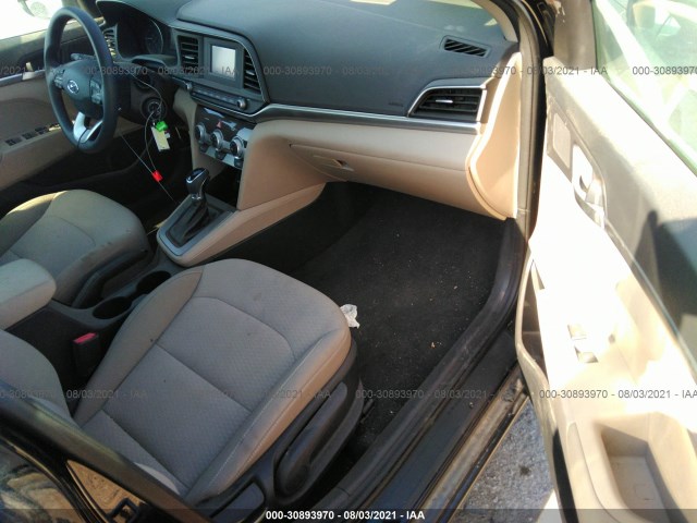 Photo 4 VIN: 5NPD74LF2KH496199 - HYUNDAI ELANTRA 