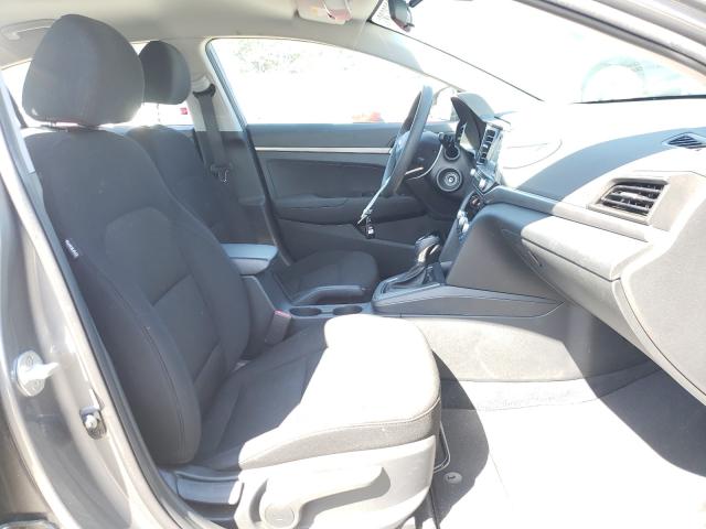 Photo 4 VIN: 5NPD74LF2LH507669 - HYUNDAI ELANTRA SE 