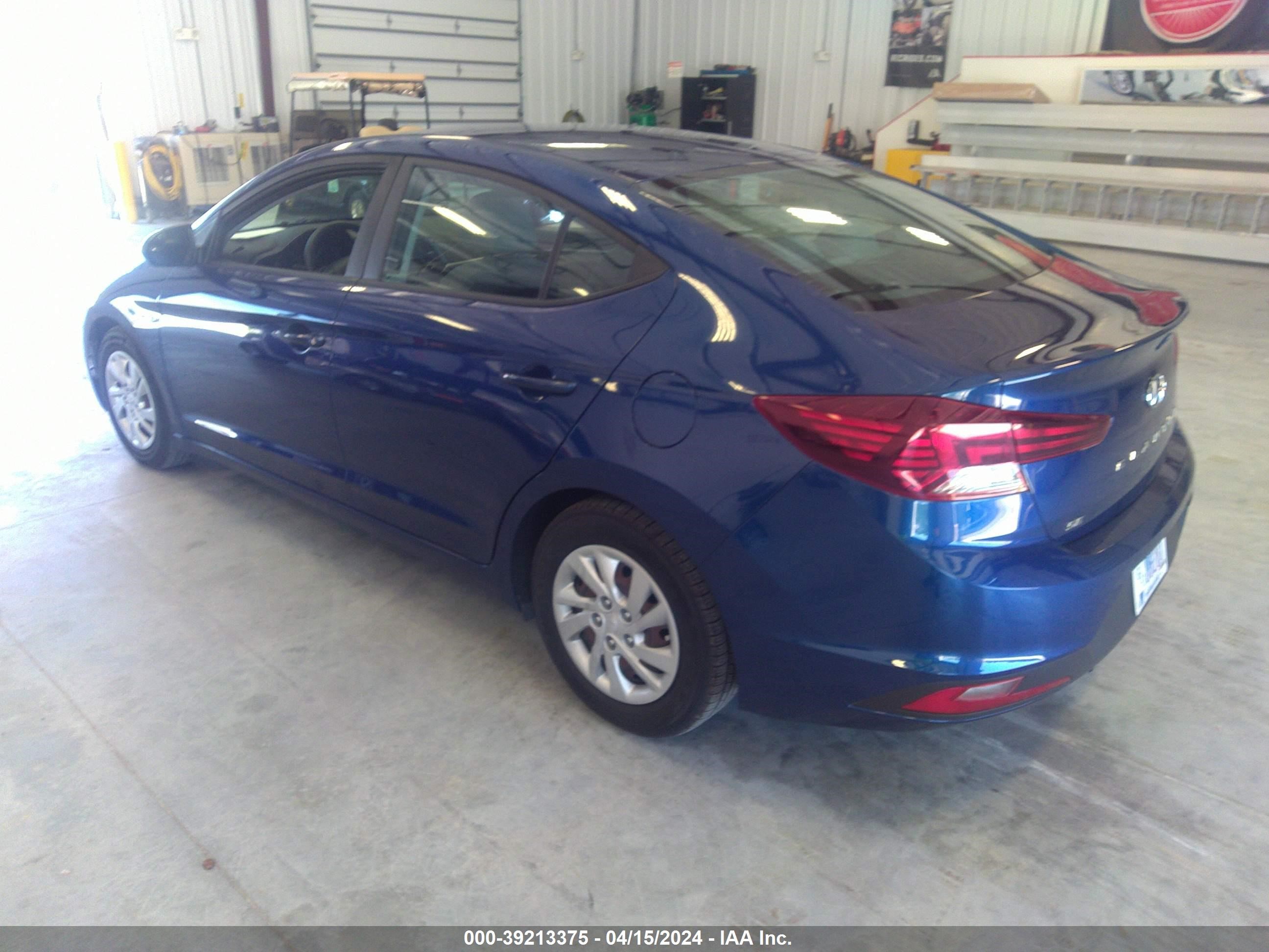 Photo 2 VIN: 5NPD74LF2LH612714 - HYUNDAI ELANTRA 