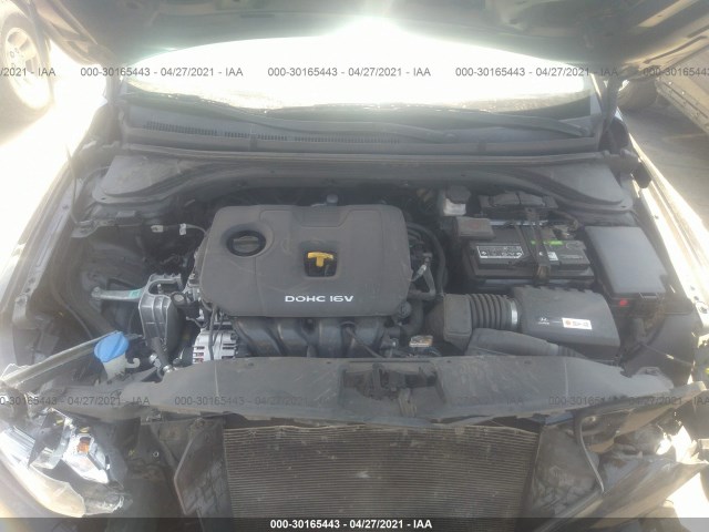 Photo 9 VIN: 5NPD74LF3HH048854 - HYUNDAI ELANTRA 