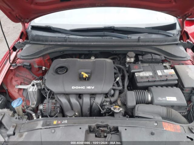 Photo 9 VIN: 5NPD74LF3HH067694 - HYUNDAI ELANTRA 