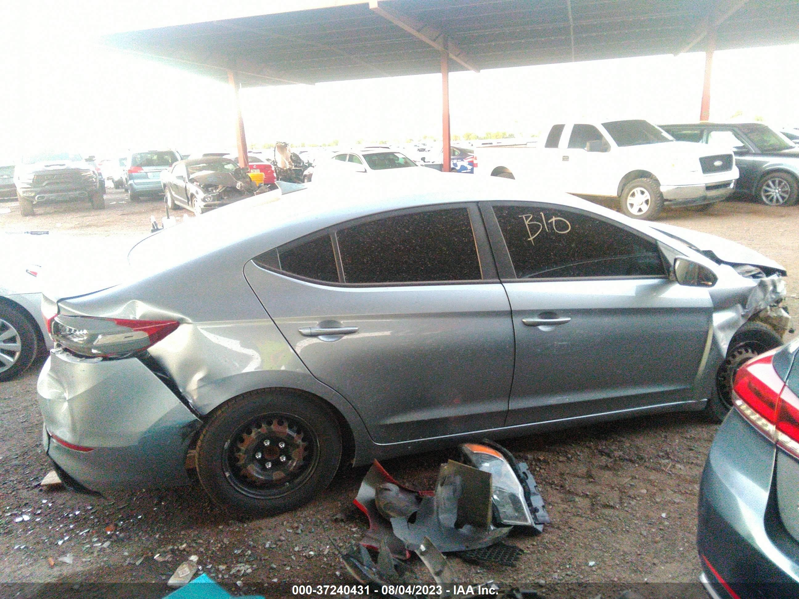 Photo 11 VIN: 5NPD74LF3HH096046 - HYUNDAI ELANTRA 