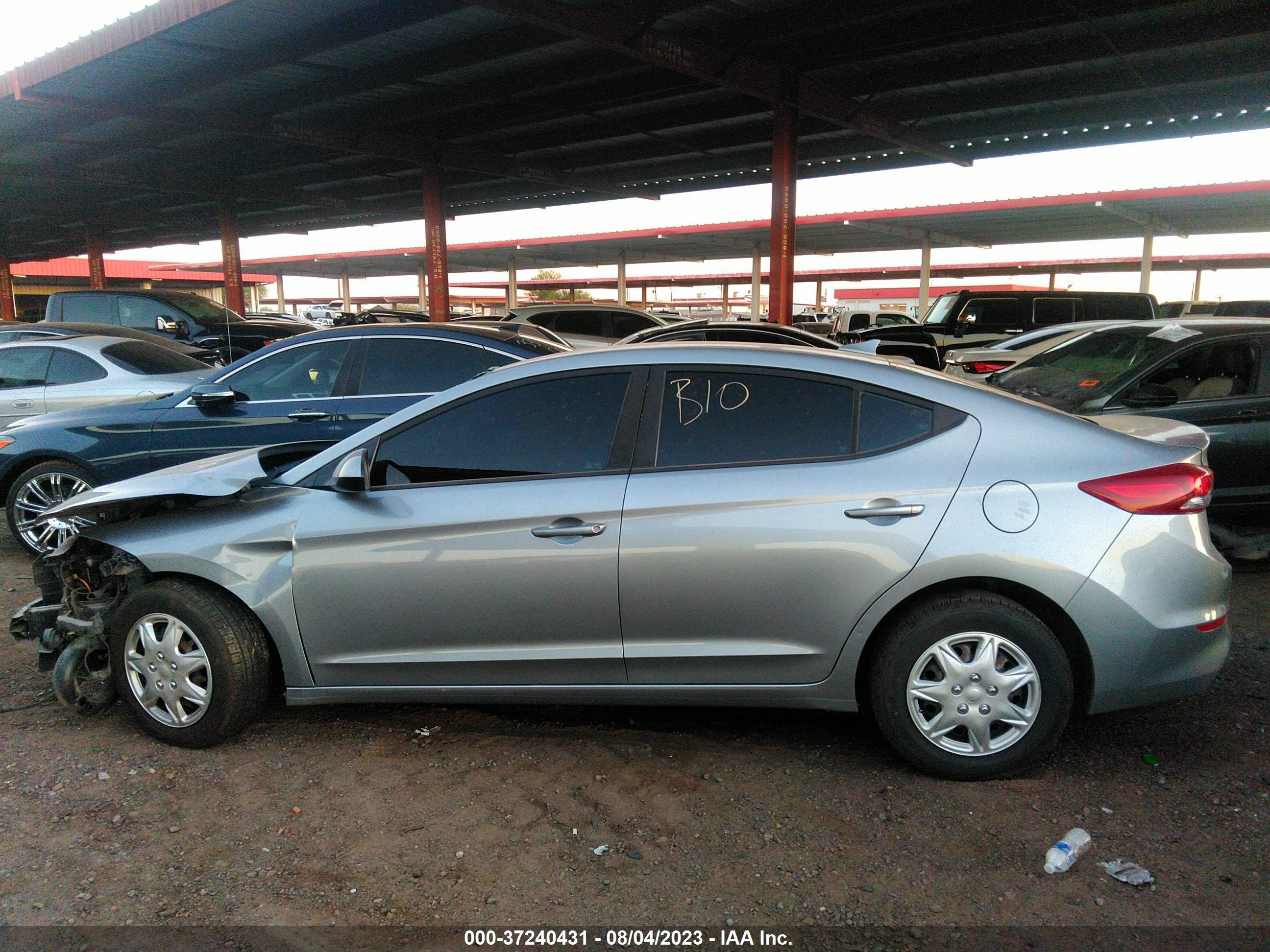 Photo 12 VIN: 5NPD74LF3HH096046 - HYUNDAI ELANTRA 