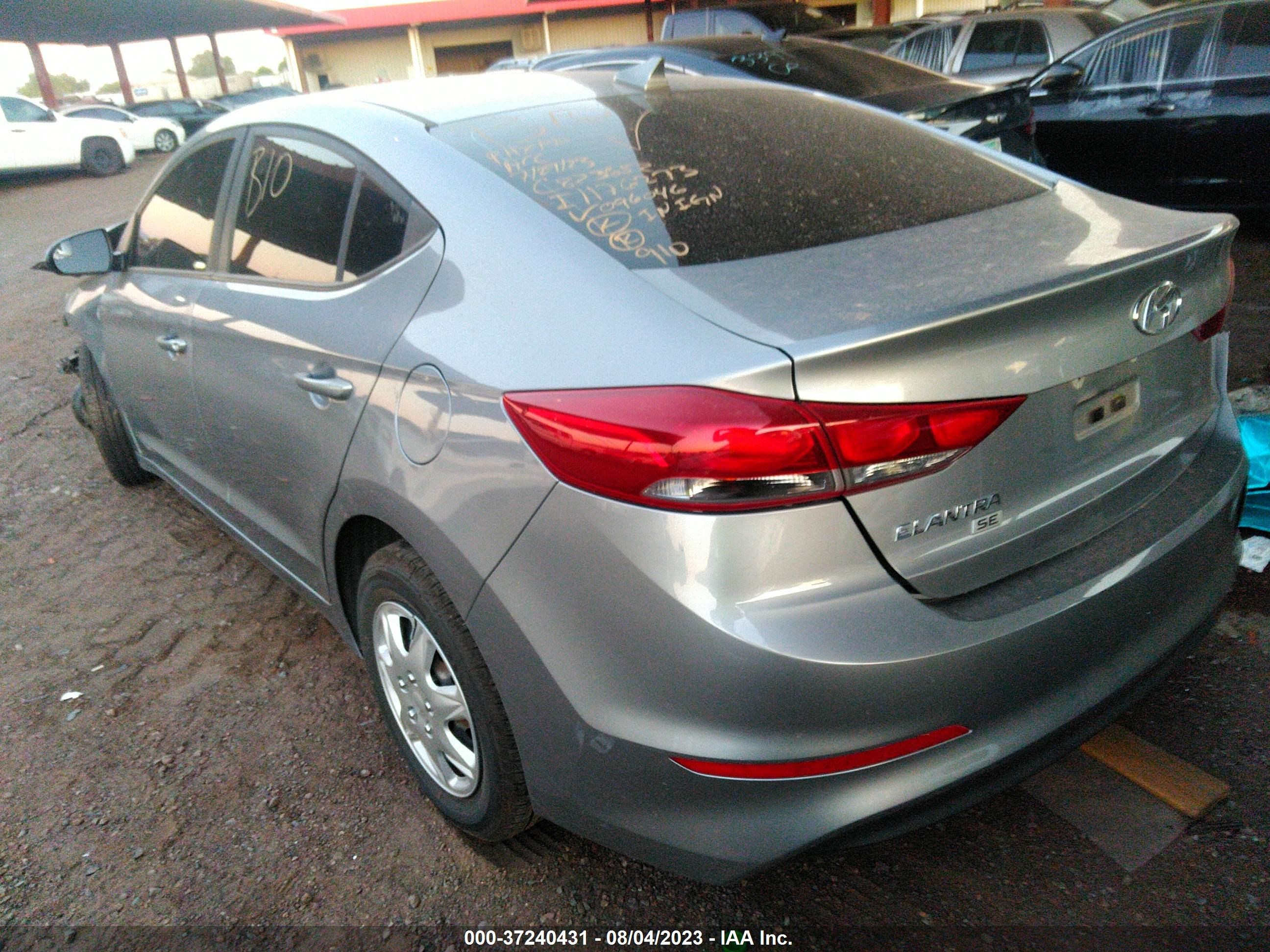 Photo 2 VIN: 5NPD74LF3HH096046 - HYUNDAI ELANTRA 