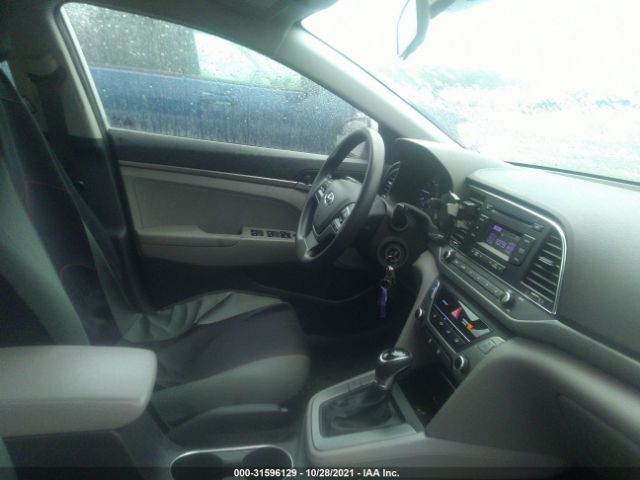 Photo 4 VIN: 5NPD74LF3HH113217 - HYUNDAI ELANTRA 