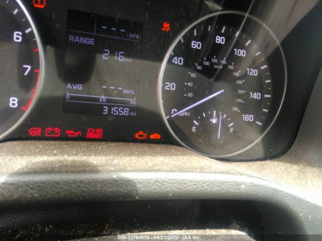 Photo 6 VIN: 5NPD74LF3HH142572 - HYUNDAI ELANTRA 