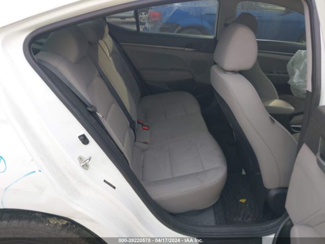 Photo 7 VIN: 5NPD74LF3HH184269 - HYUNDAI ELANTRA 